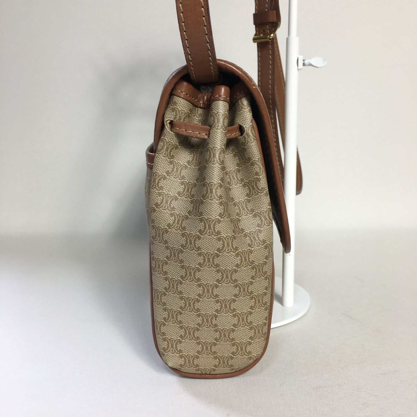 2503-70｜美品｜セリーヌ ショルダーバッグ ブラウン マカダム トリオンフ 2503-70｜美品｜セリーヌ ショルダーバッグ ブラウン マカダム