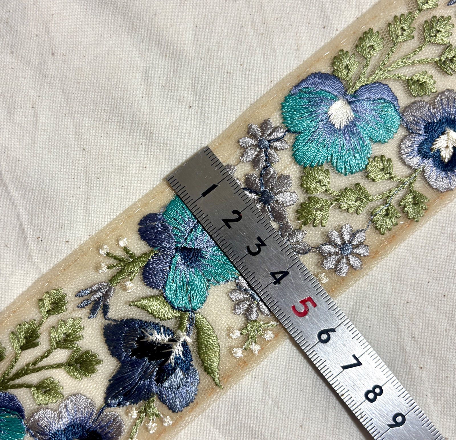 No．17 ♡100cm♡ インド刺繍リボン