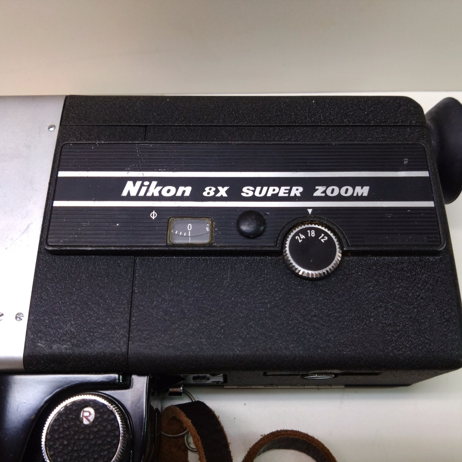 528 Nikon ニコン 8x SUPER ZOOM スーパーズーム 8mm フィルムカメラ