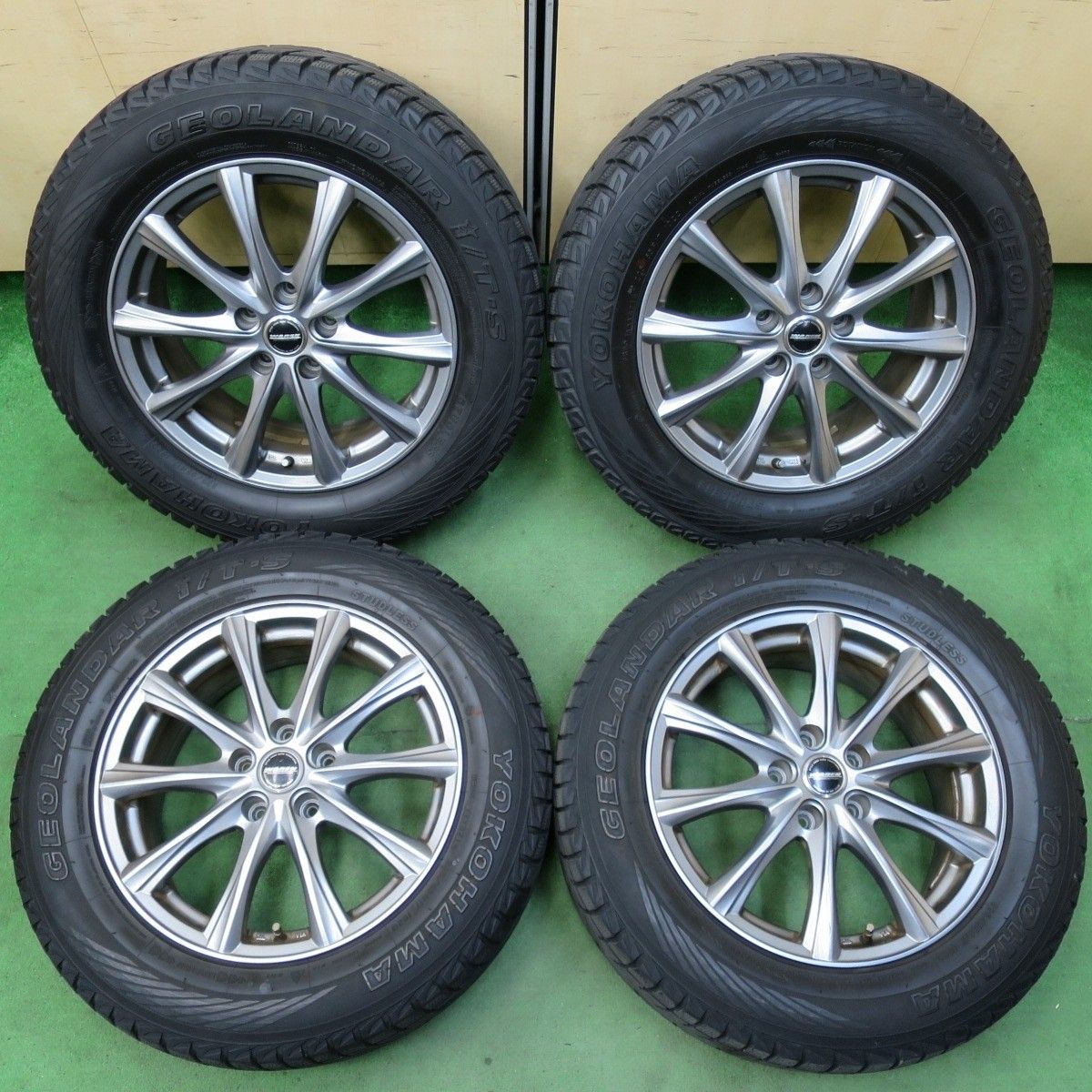 バリ溝！9.5分☆スタッドレス 225/65R17 ヨコハマ ジオランダー i/T-S 
