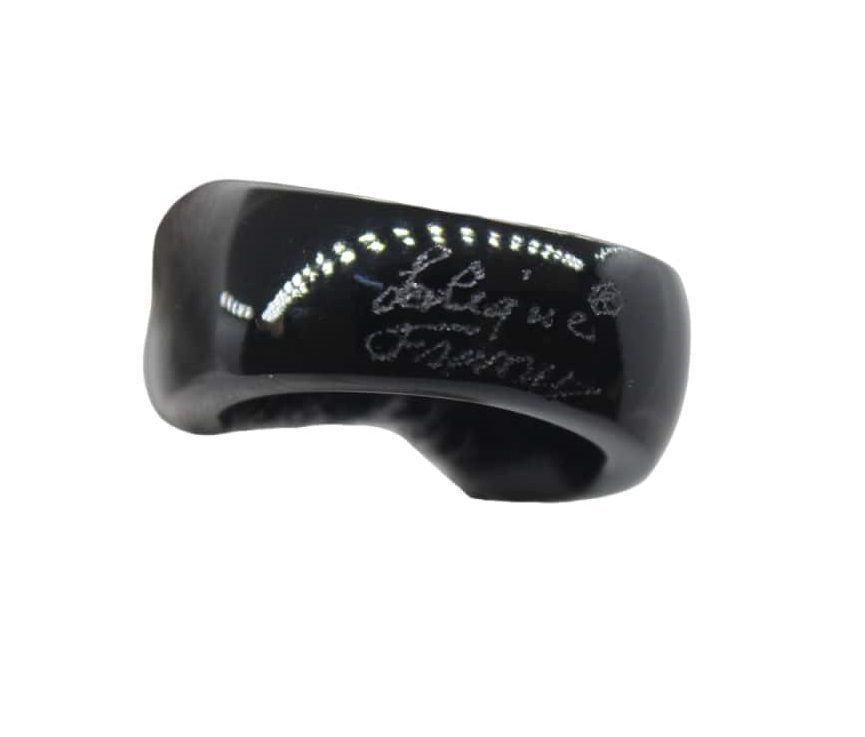 ラリック LALIQUE リング 指輪 ブラック 黒 約11号 箱 - メルカリ