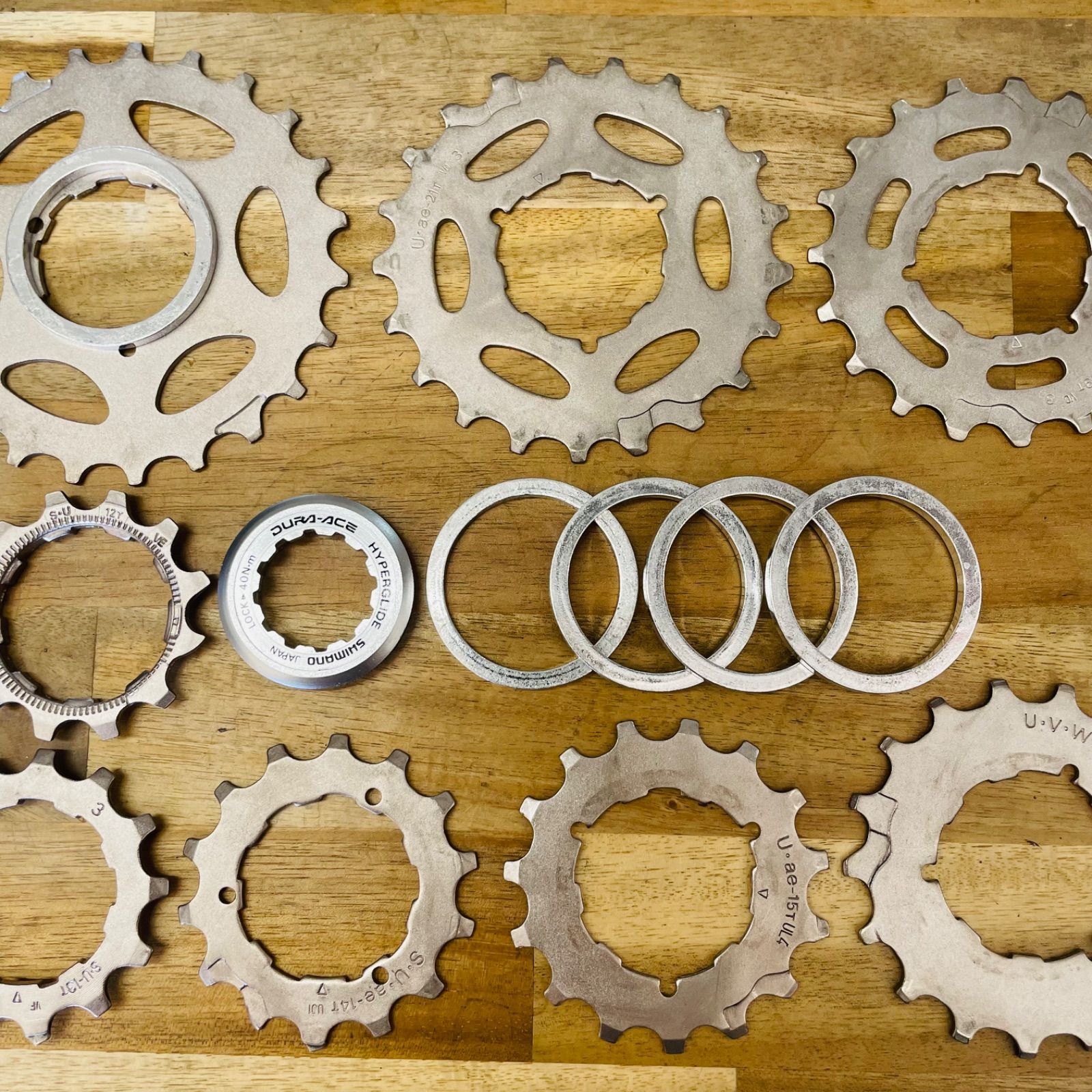 DURA-ACE 8s カセット スプロケット CS-7401 12-23T デュラエース