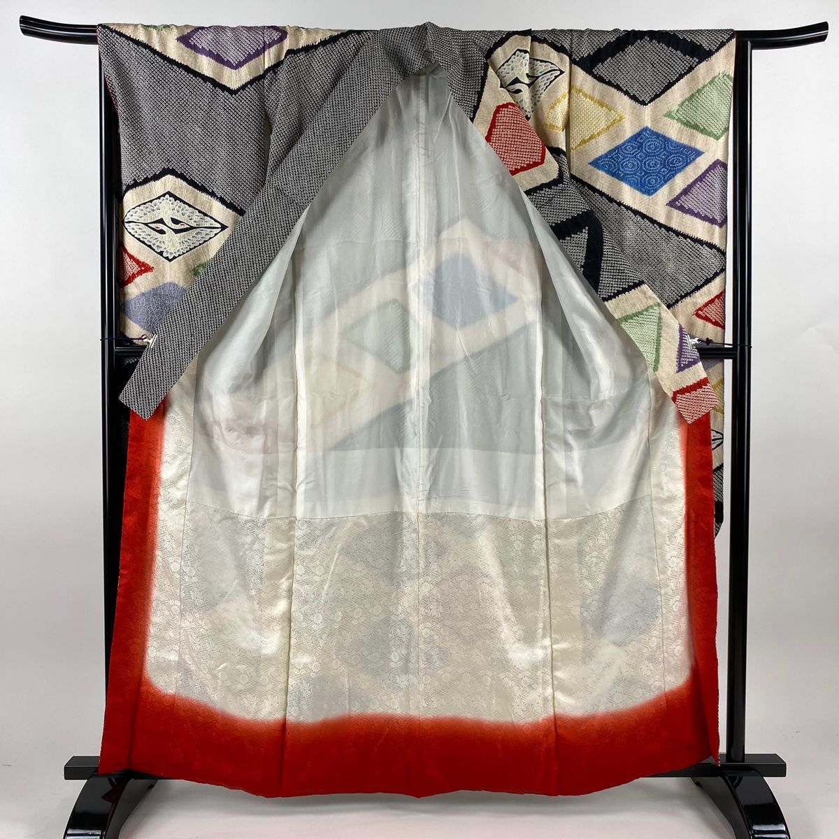 振袖 身丈160cm 裄丈65.5cm M 袷 向かい鶴 菱 絞り 金彩 黒 正絹 名品  