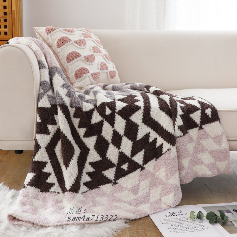 シアトルセミベルベットカジュアルカーペット寝室ベッド尾カーペットモダンシンプルリビングソファカーペット夏のブランケット am4a713322