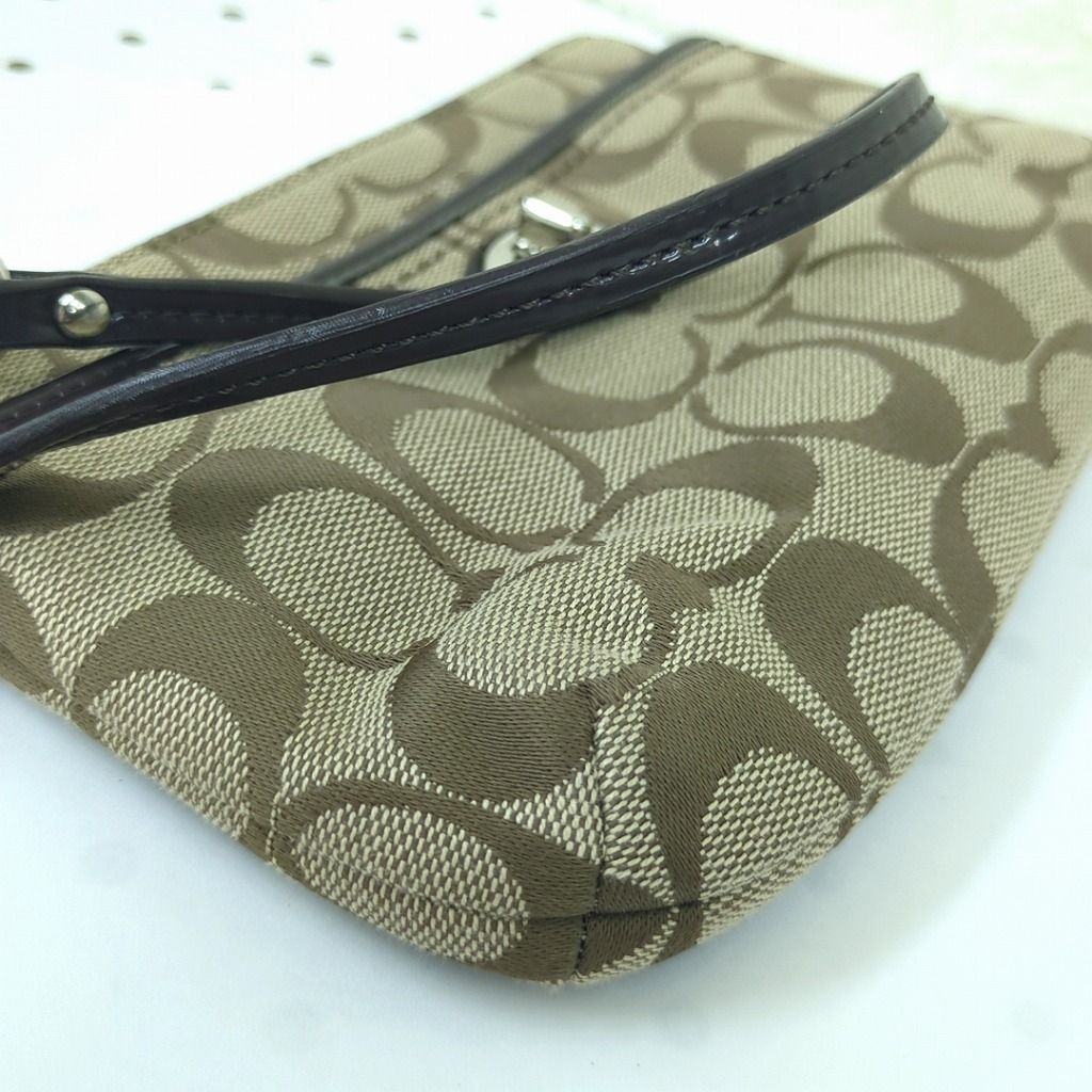 COACH コーチ アクセサリーポーチ バニティ シグネチャー ブラウン COACH コーチ アクセサリーポーチ シグネチャー｜Yahoo!フリマ