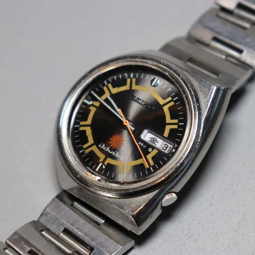 美品】SEIKO advan 左右非対称ケース ダークグレーダイヤル 3面カットガラス仕様 6106-7550 オートマチック - メルカリ