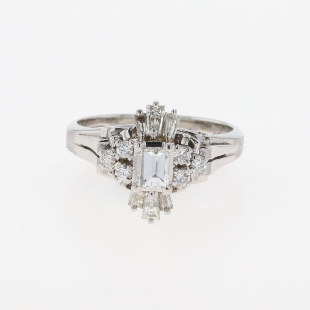 在庫一掃】 ダイヤモンド デザインリング プラチナ 指輪 メレダイヤ  