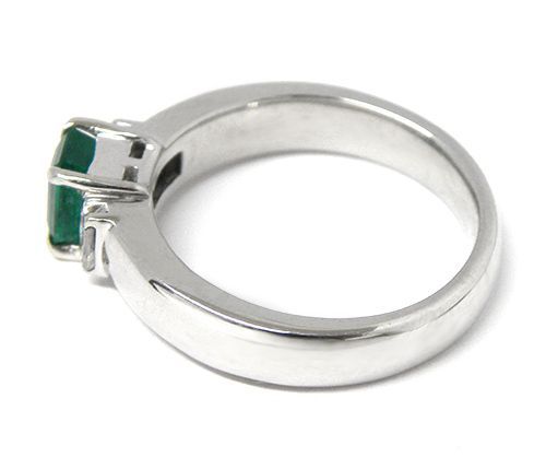 PT900 エメラルド リング E0.72ct D0.18ct 11号 プラチナ 指輪