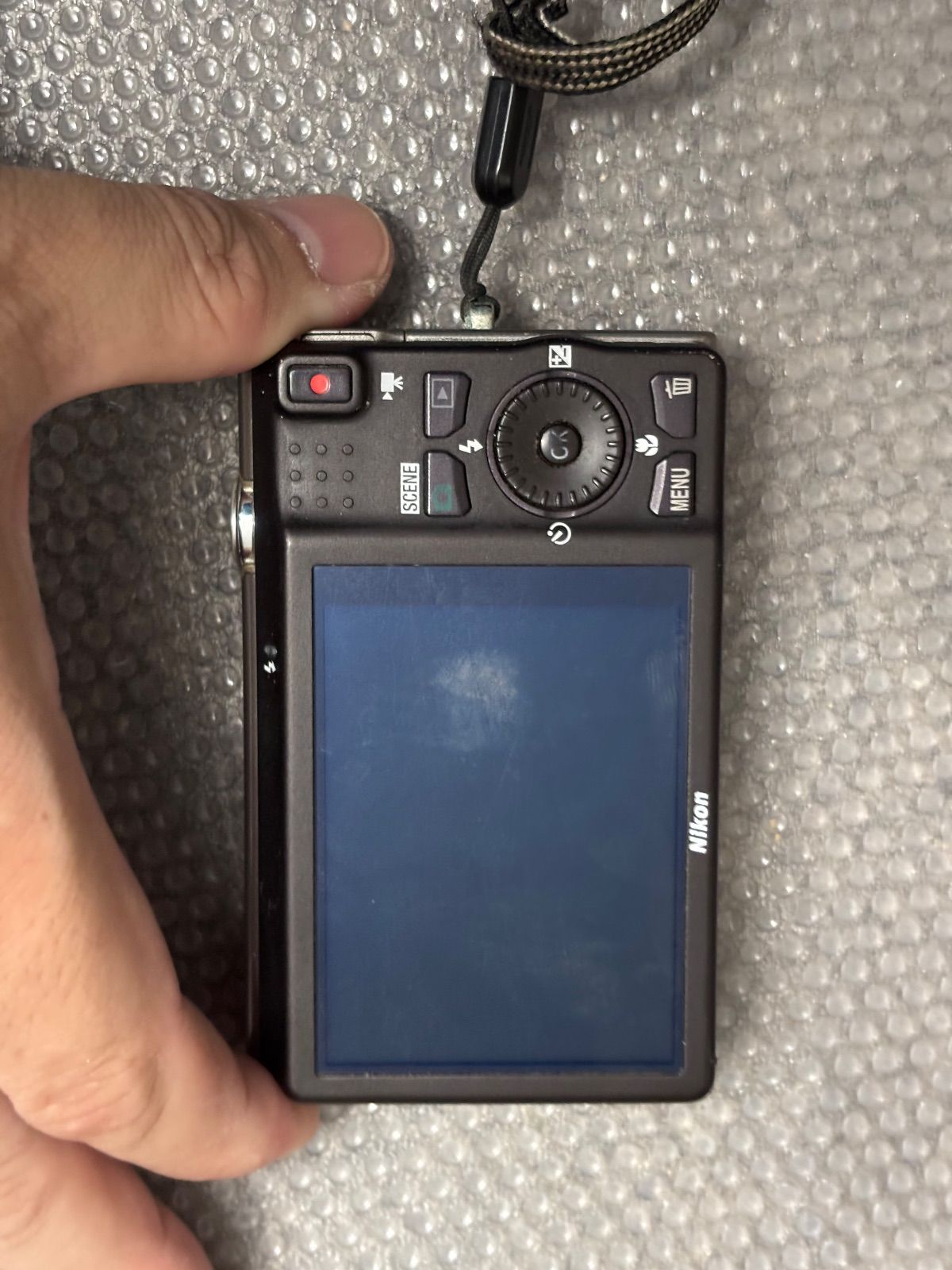 Nikon COOLPIX S 6200 9281