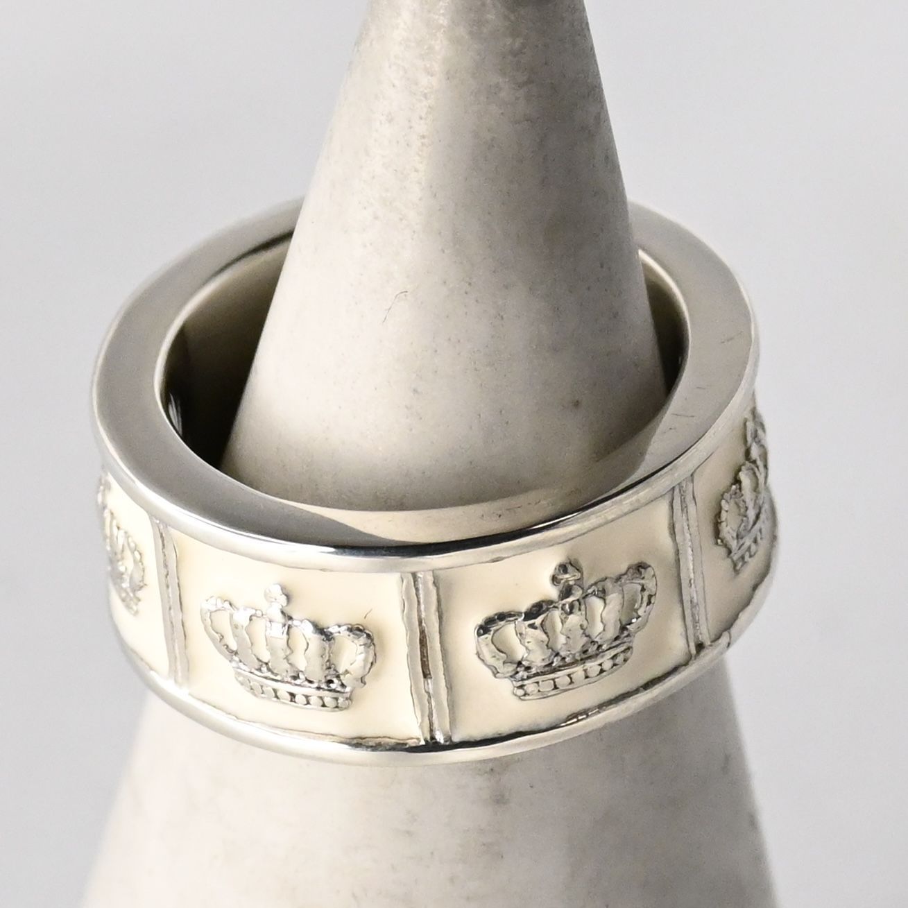 Justin Davis – Pride&Joy Crown Ring White プライドアンド