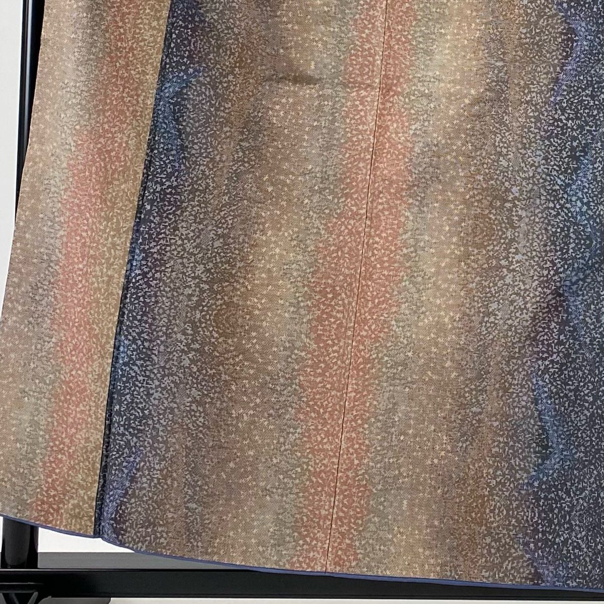 紬 身丈159cm 裄丈60.5cm S 袷 やまと 幾何学模様 縦ぼかし 赤茶 正絹