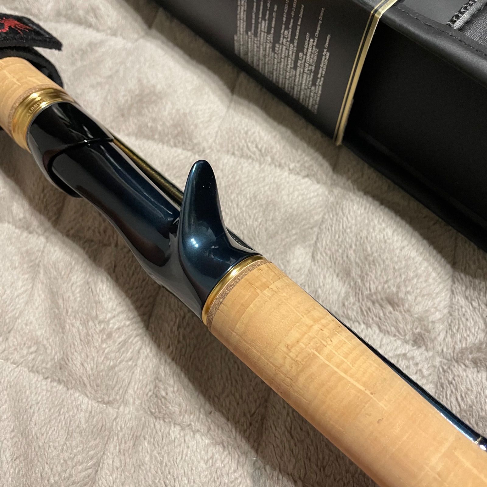 ワールドシャウラリミテッド 1703R 新品未使用 【公式通販】