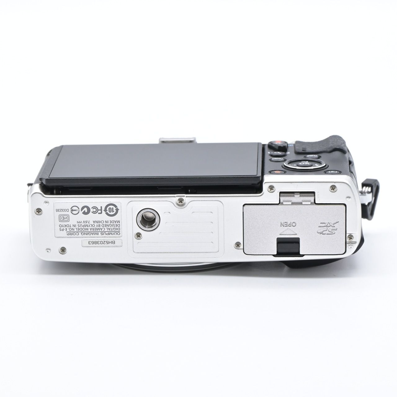 シルバー ミラーレス一眼レフカメラ