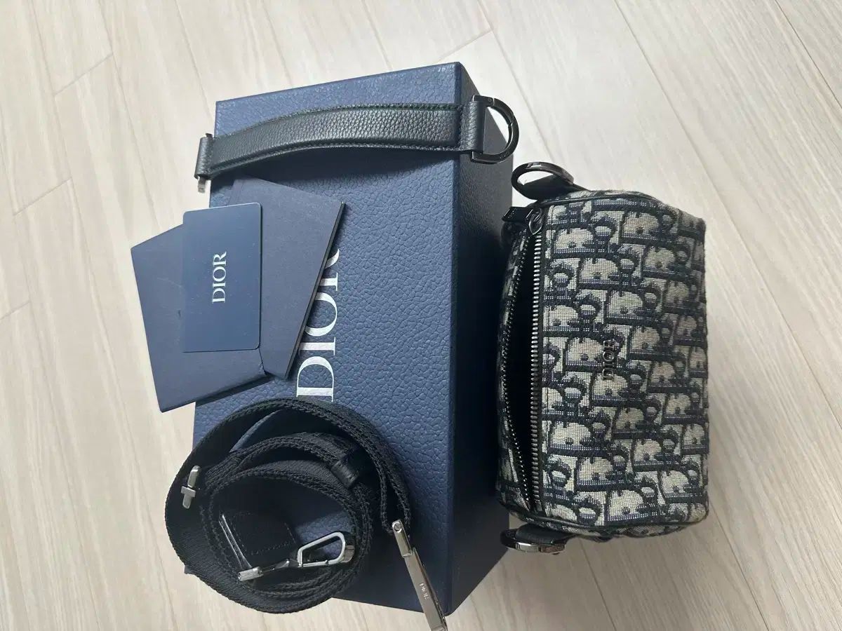 Dior ディオール オブリーク ローラーバック ミニ