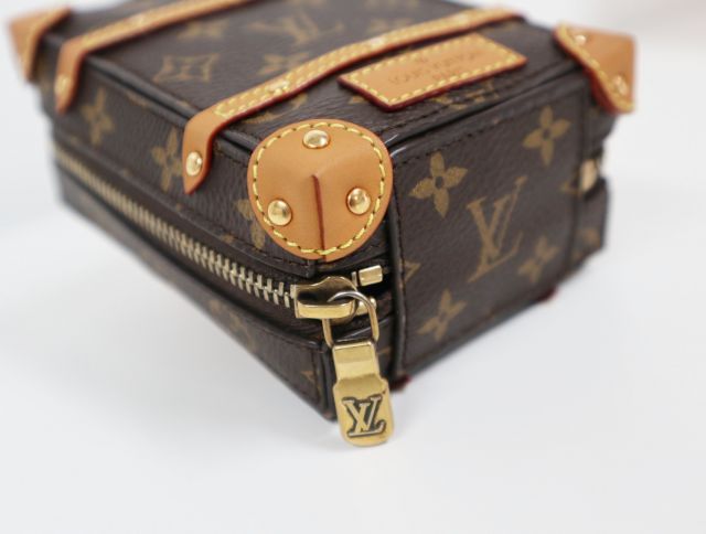 ルイヴィトン LOUIS VUITTON モノグラム ポルトクレ バックパック