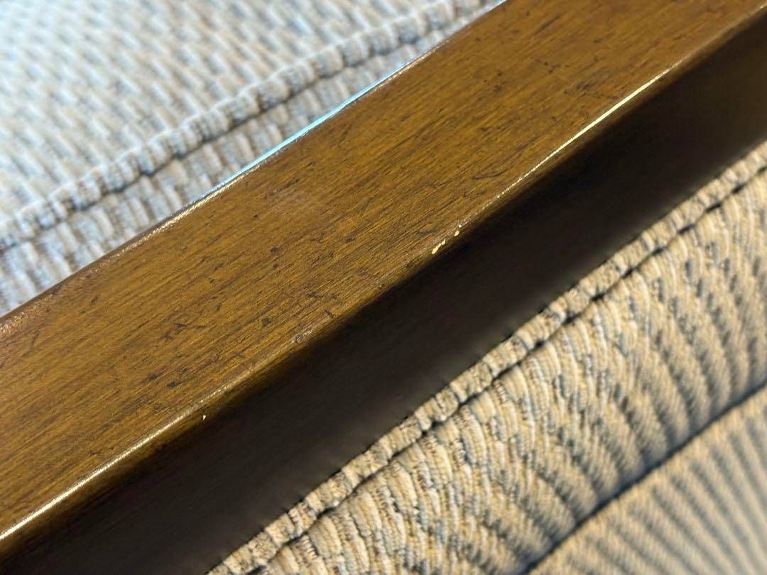 Ashley アシュレイ　二人掛け　ソファ　アームソファ　ヨーロピアン　IZZ Ashley アシュレイ 二人掛け ソファ アームソファ ヨーロピアン