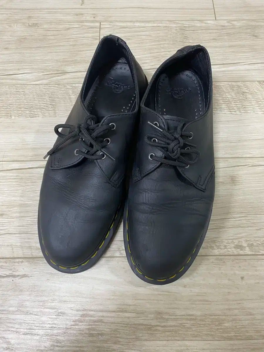 DR. MARTENS ドクターマーチン 3 笏 ナッパ キャベンディッシュ 黒 270