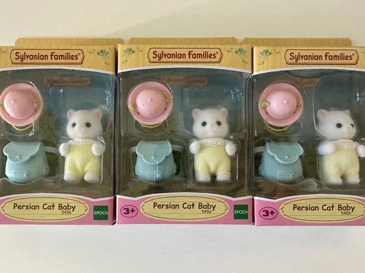 【雷市場（ポンジャン）商品韓国直送】 Sylvanian Families(シルバニアファミリー) ペルシャ語 猫 赤ちゃん 立てる
