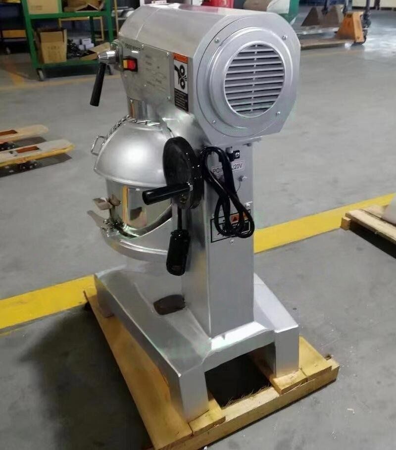 VICTORINOX(ビクトリノックス) エピキュリアン カッティングボード 耐久性のあるまな板 XL 特価商品VICTORINOX(ビクトリノックス) エピキュリアン カッティン