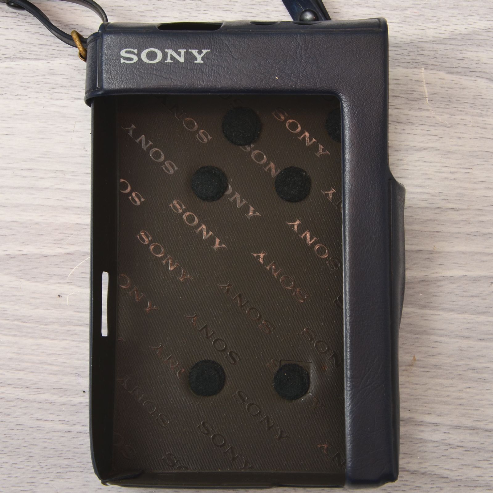 SONY 初代WALKMAN TPS-L2 初期型 カセットウォークマン ケース SONY 初代WALKMAN TPS-L2 中期型 ソニーカセットウォークマン