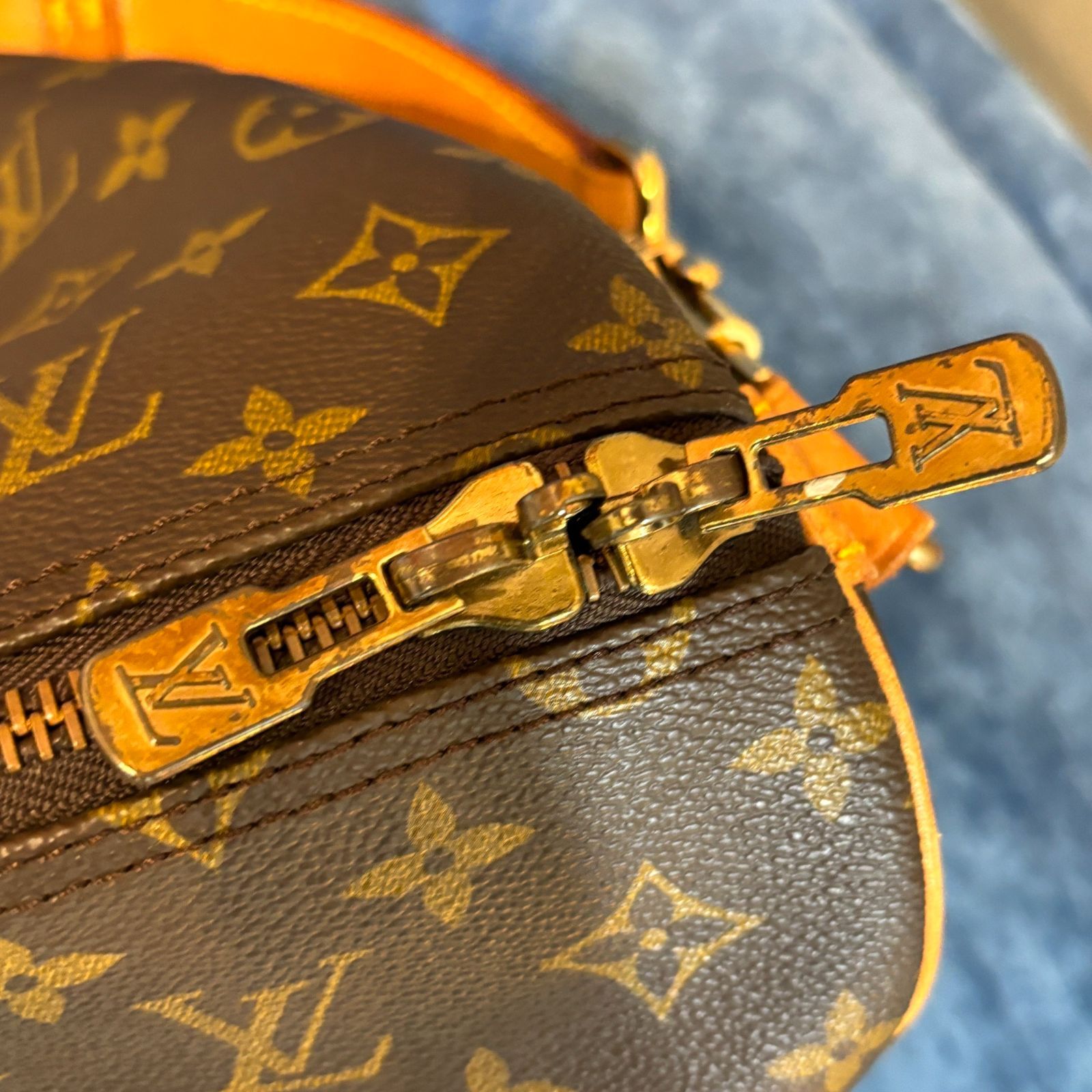 LOUIS VUITTON