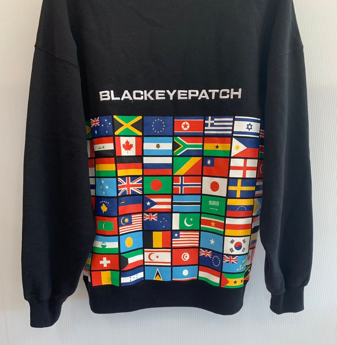 BlackEyePatch(ブラックアイパッチ) HWC LABEL CREW SWEAT BLACK