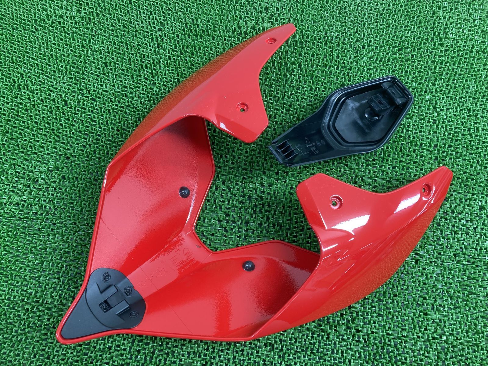 パニガーレv4 シングルシートカウル パニガーレv4 シングルシートカウル DUCATI パニガーレV4 2021年