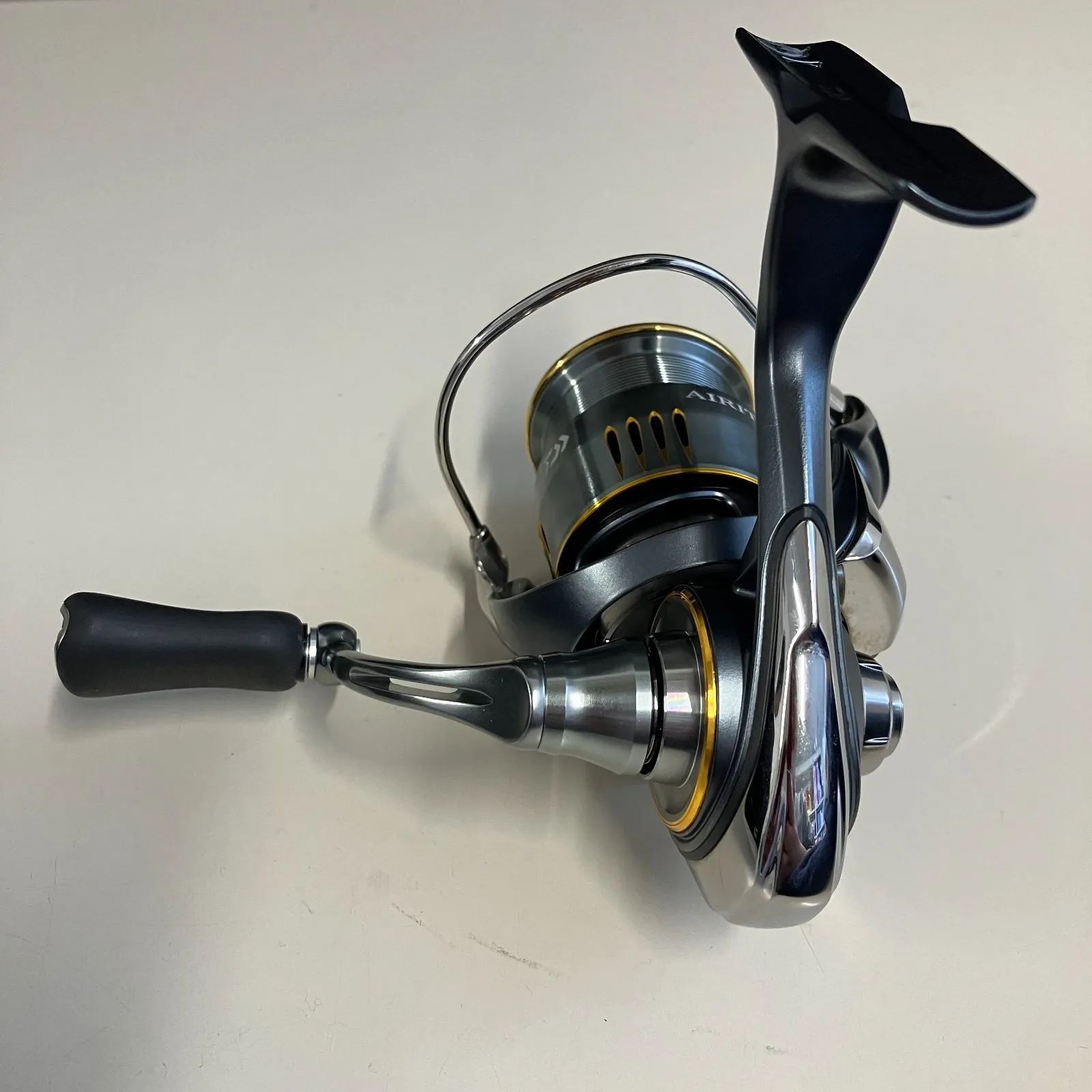 併売】DAIWA ダイワ 23 AIRITY エアリティ LT2000S-P スピニングリール