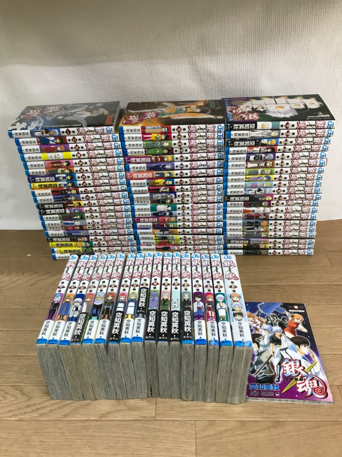銀魂 全巻セット 77冊 関連本13冊 合計90冊 銀魂 漫画 全巻セット 1巻〜77巻＋7冊｜Yahoo!フリマ（旧PayPay