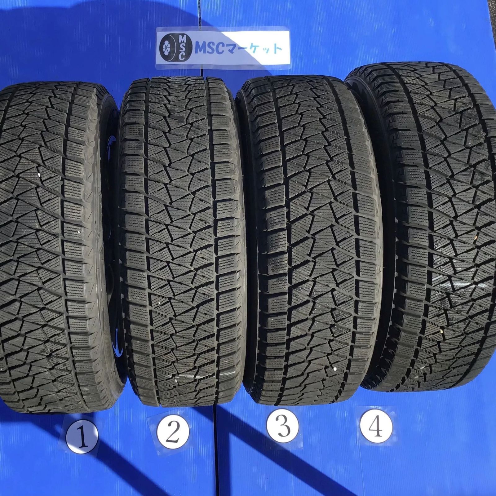 中古】 18インチ スタッドレスタイヤ・アルミホイール 225/60R18 7.5J 