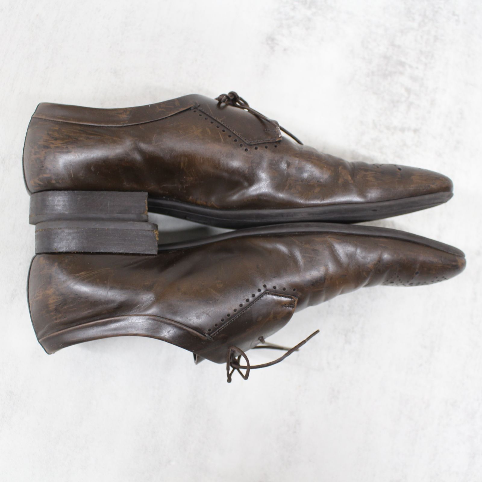 LOUIS VUITTON メダリオン レースアップ ドレスシューズ　革靴 Louis Vuitton / ルイヴィトン | メダリオン レースアップ