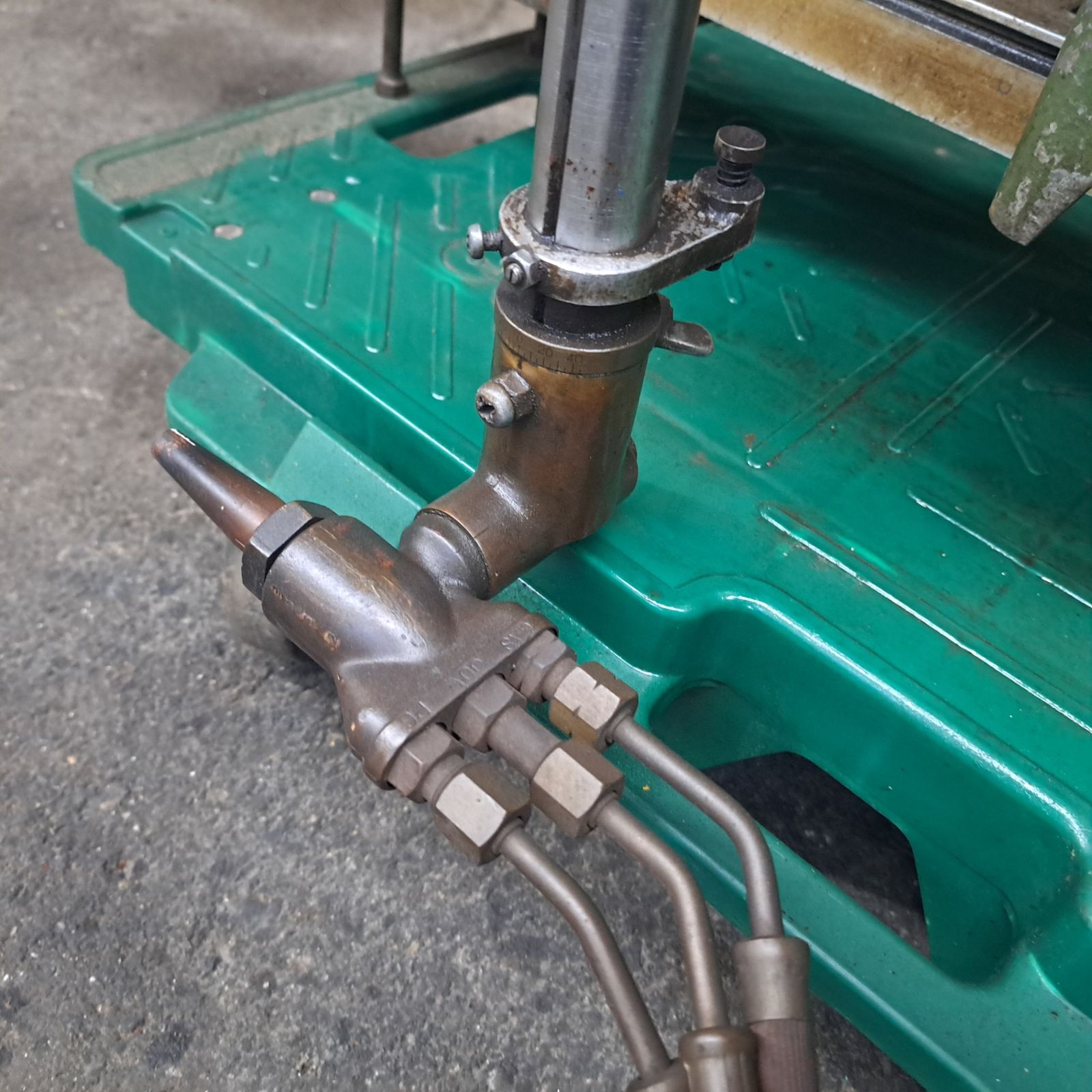 自動ガス切断機