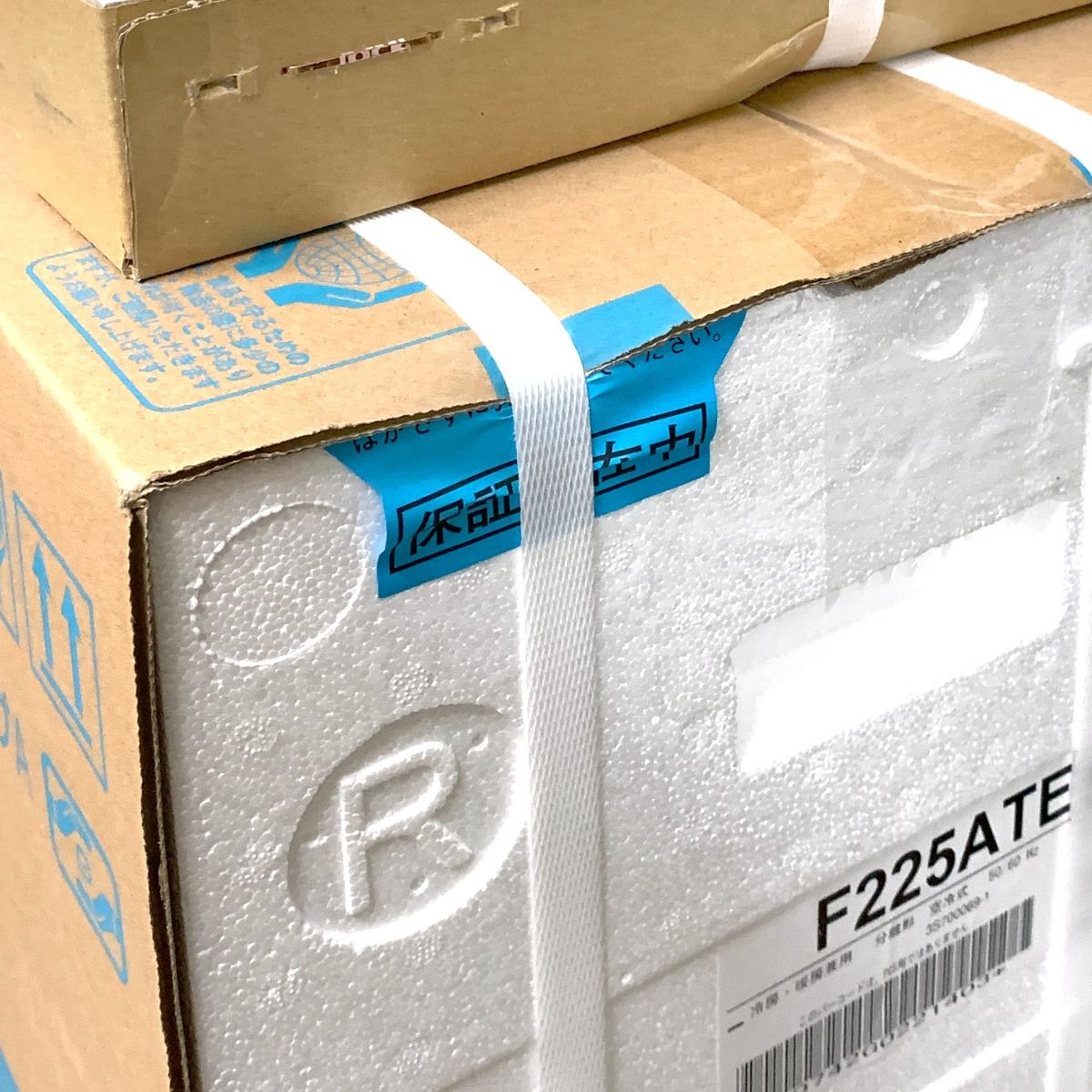 F225ATES-W R225AES