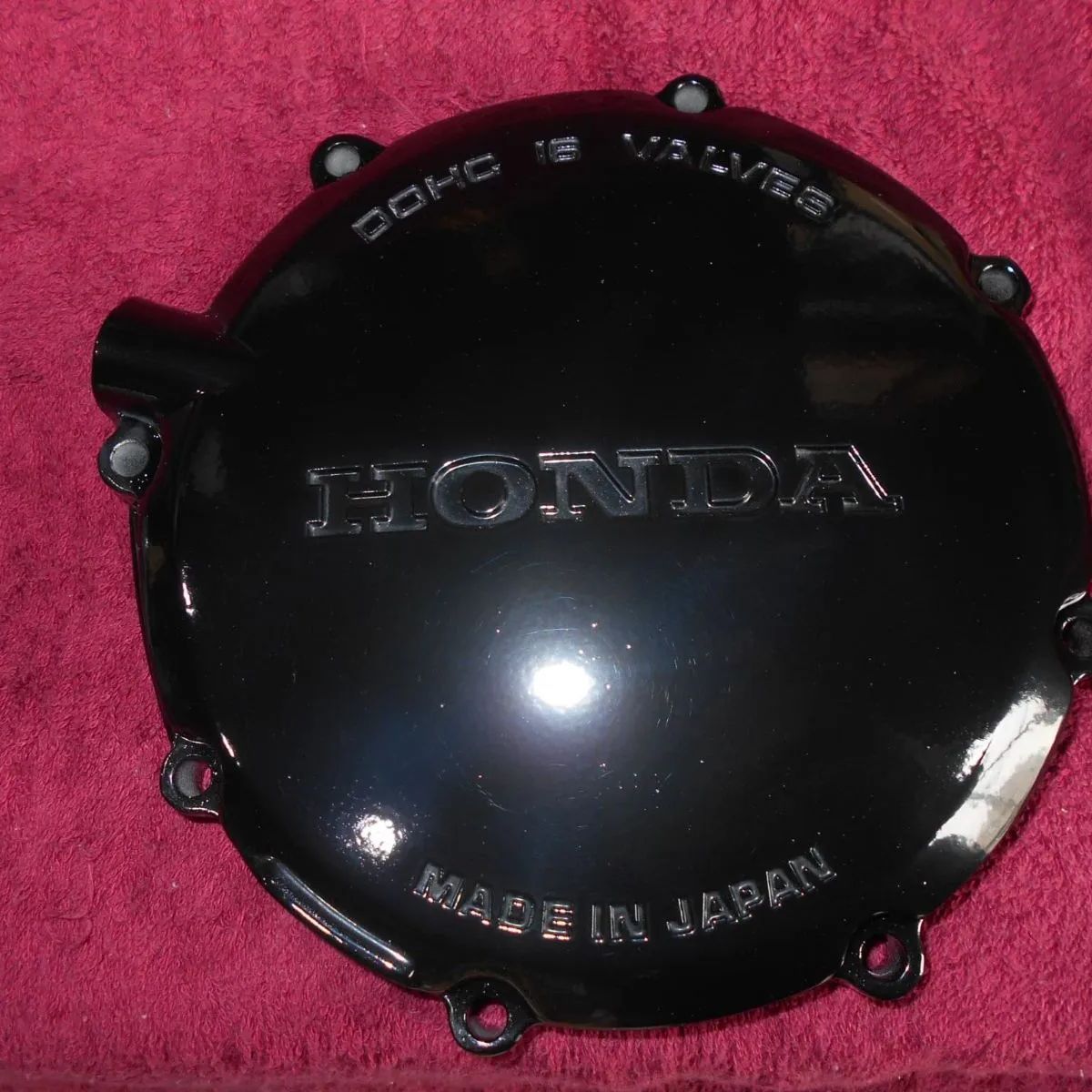 CBX400F クラッチカバー 黒色艶あり粉体塗装済み 再生品 レストア用 その１