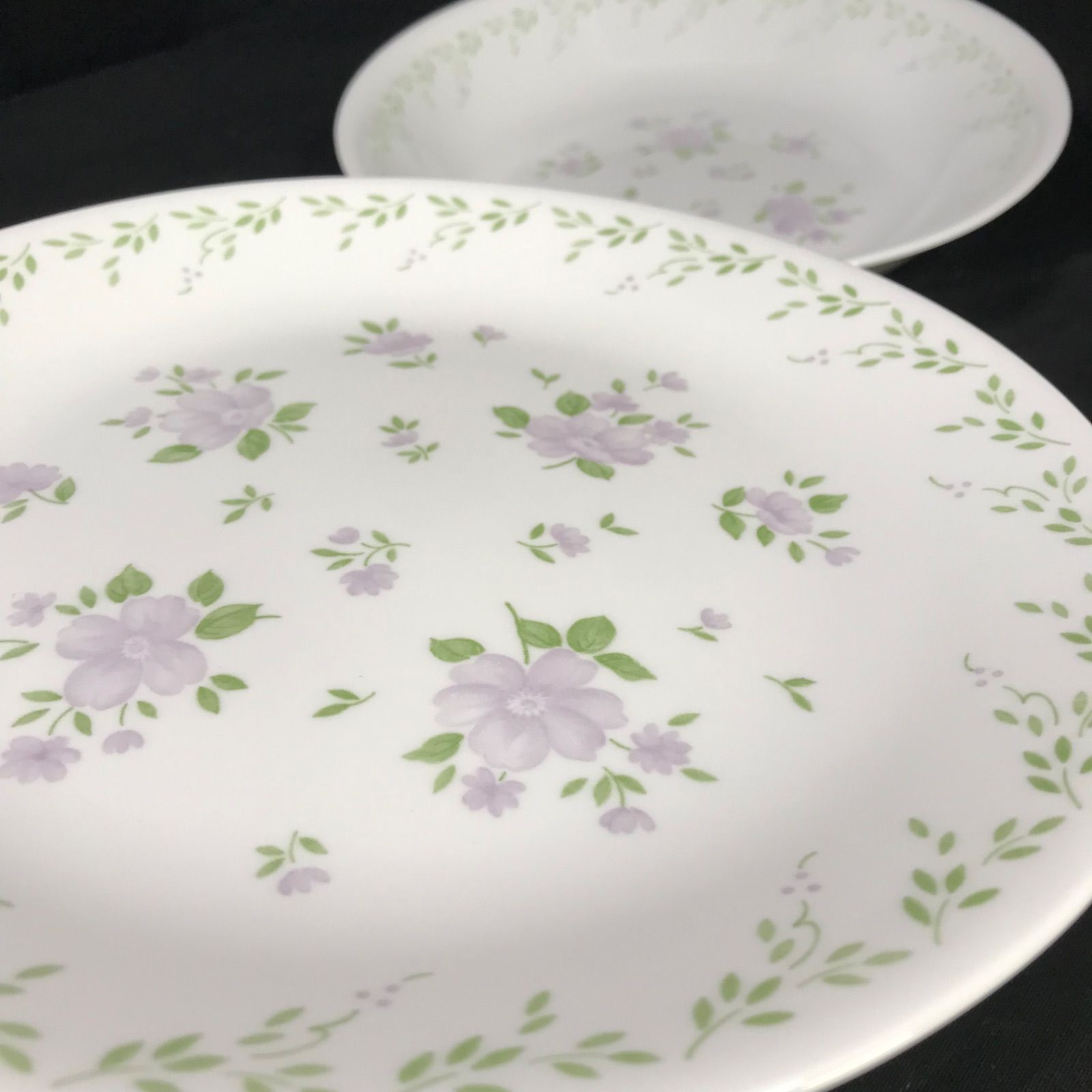 コレール　新品４枚 CORELLE コレール プレート 皿 4枚セット 花柄 食器 - メルカリ