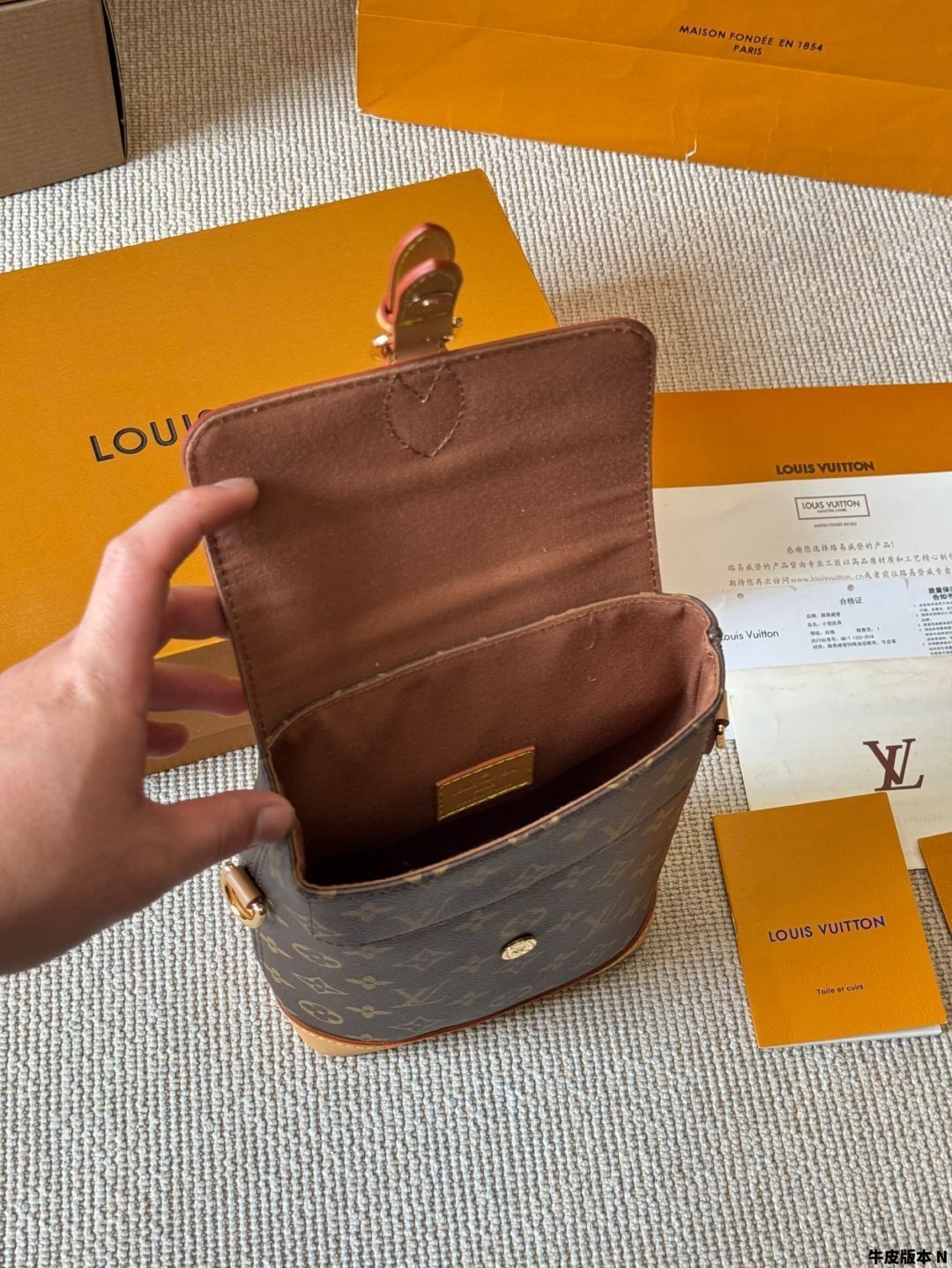 Louis Vuitton ダブルジッパー ショルダーバッグ LOUIS VUITTON X NIGO Giant Damier Ebene Tortoise Double