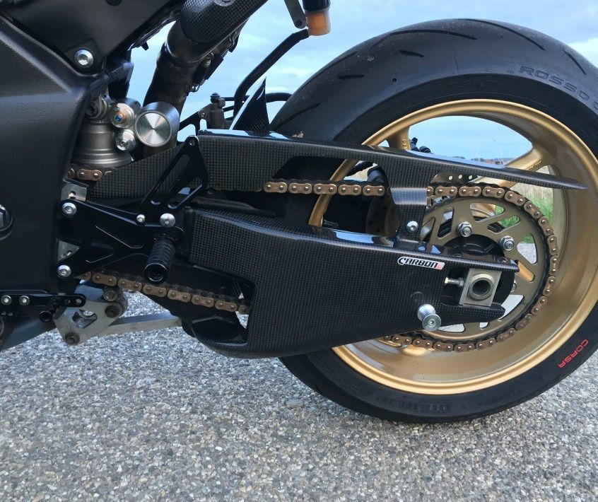 CARBON2RACE YZF-R1 09-14 スイングアームカバー - メルカリ