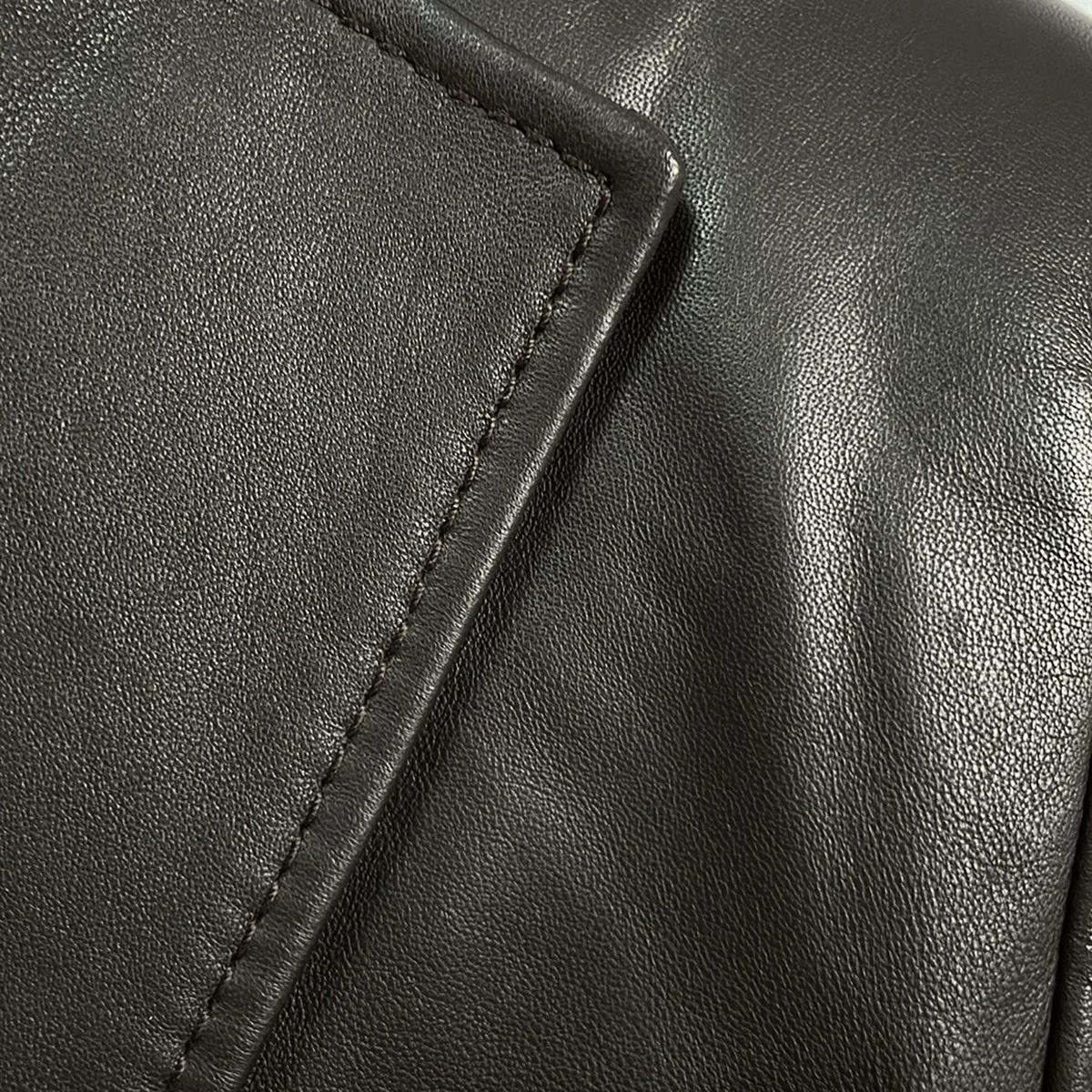 Kiton(キートン) ジャケット サイズ40 M レディース美品