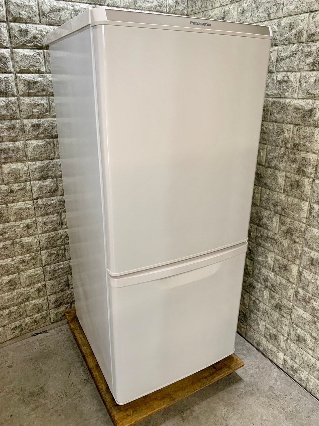 大阪送料無料★3か月保障付★冷蔵庫★2021年★NR-BW14DJ-K★R597 大阪送料無料☆3か月保障付き☆冷蔵庫☆パナソニック☆2ドア☆2021年