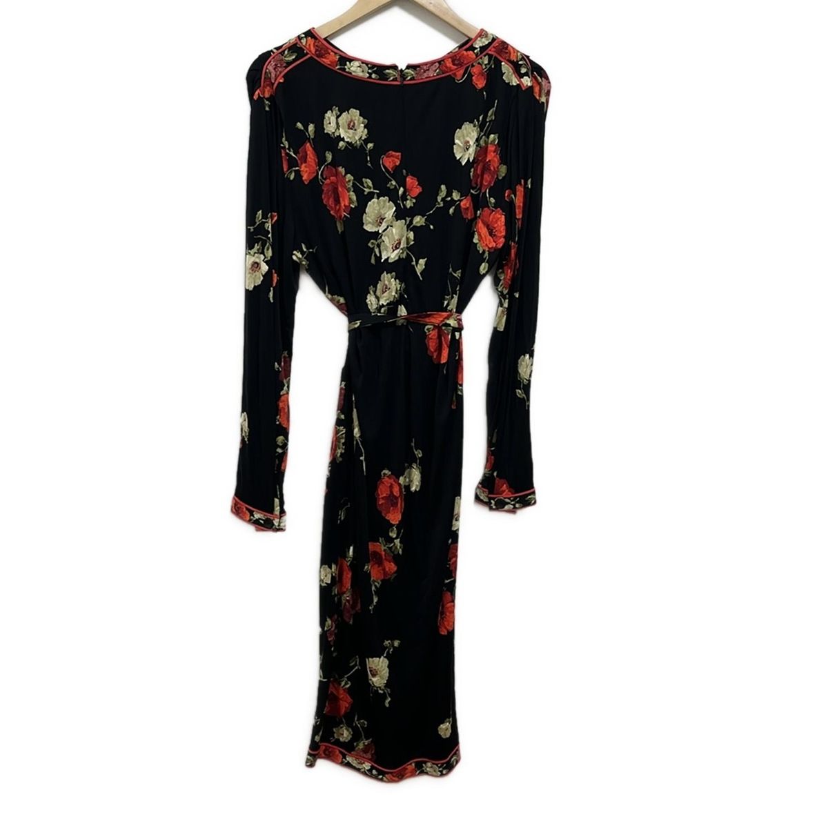レオナールワンピース❣️40サイズ❣️黒人気柄❣️美品 レオナールワンピース❣️40サイズ❣️黒人気柄❣️美品 - メルカリ