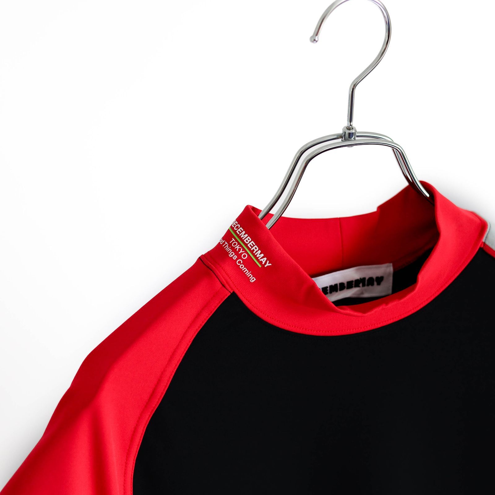 ディセンバーメイ　モックシャツ　サイズL 美品 ディセンバーメイ ゴルフ モックシャツ レディース 半袖 接触冷感 UV