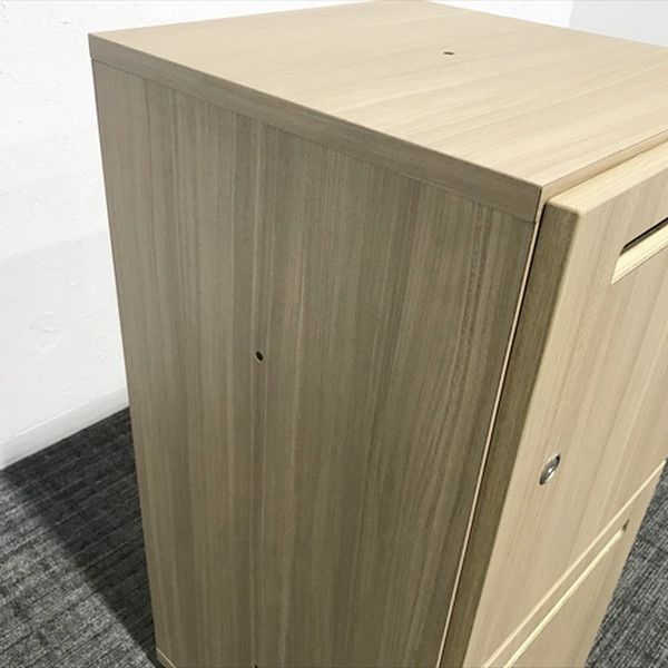 ベースドウィズロッカー 2ドア