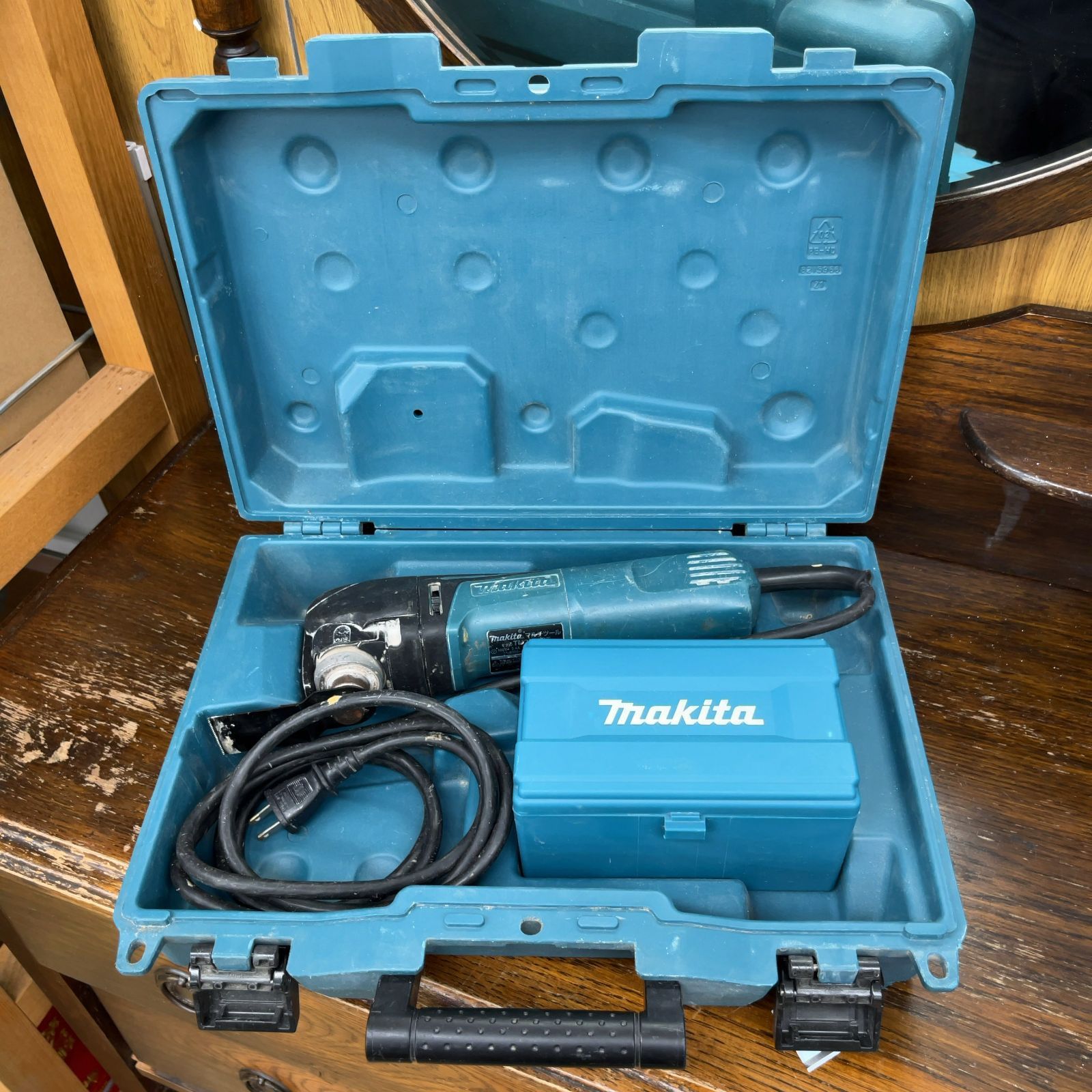 マキタ TM3010CT マルチツール【野田愛宕店】【店頭取引限定】【中古