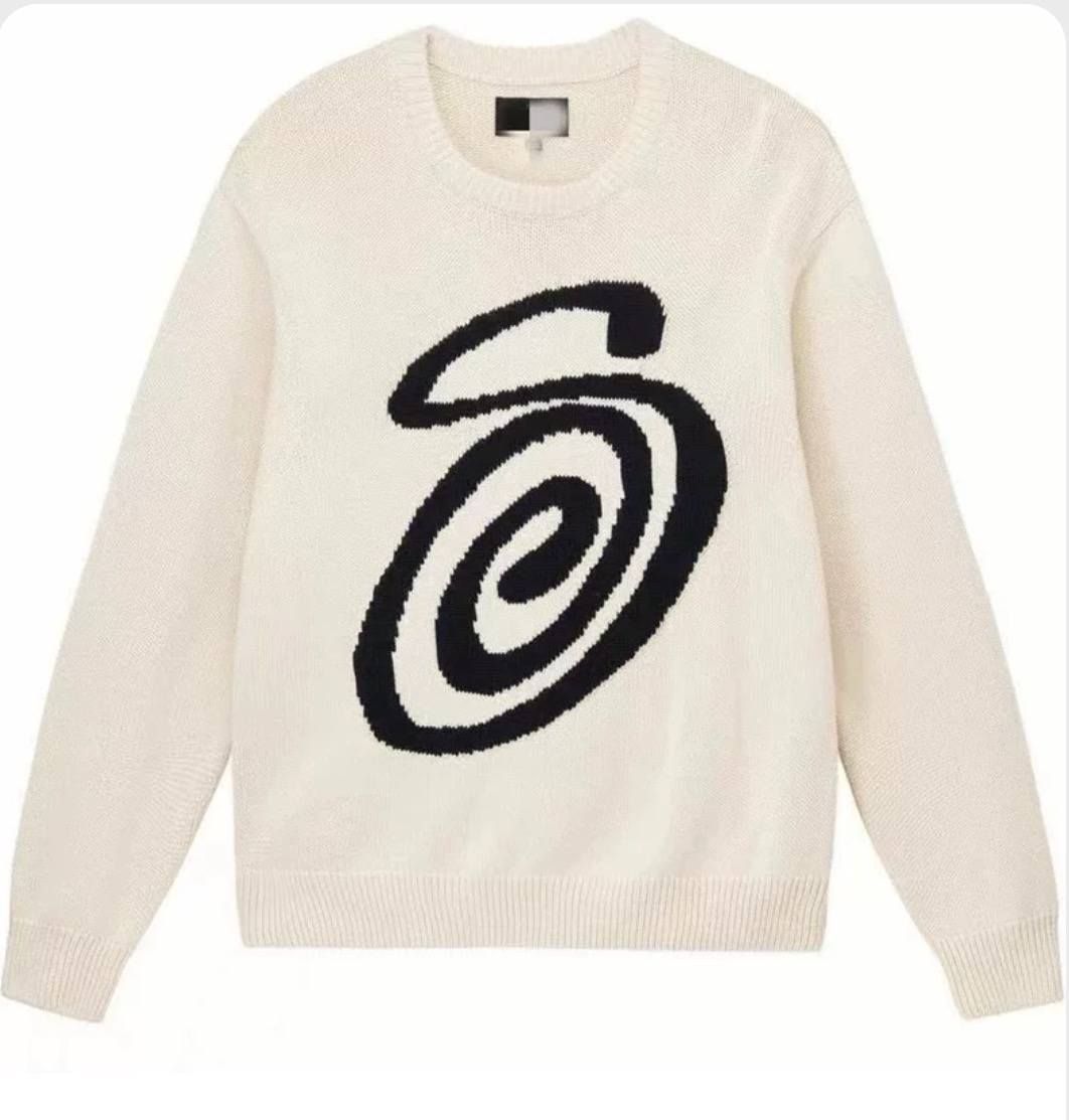 【在庫処分】【最終値下】STUSSY Curly Logo ニットセーター ユニセックス 冬物 メンズ トップス 新品 未使用 ホワイト