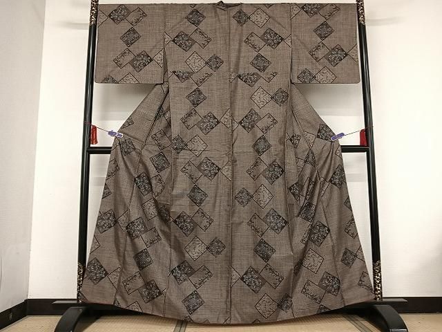 平和屋着物○本場大島紬 9マルキ 色紙花文 正絹 逸品 AAAT9365np