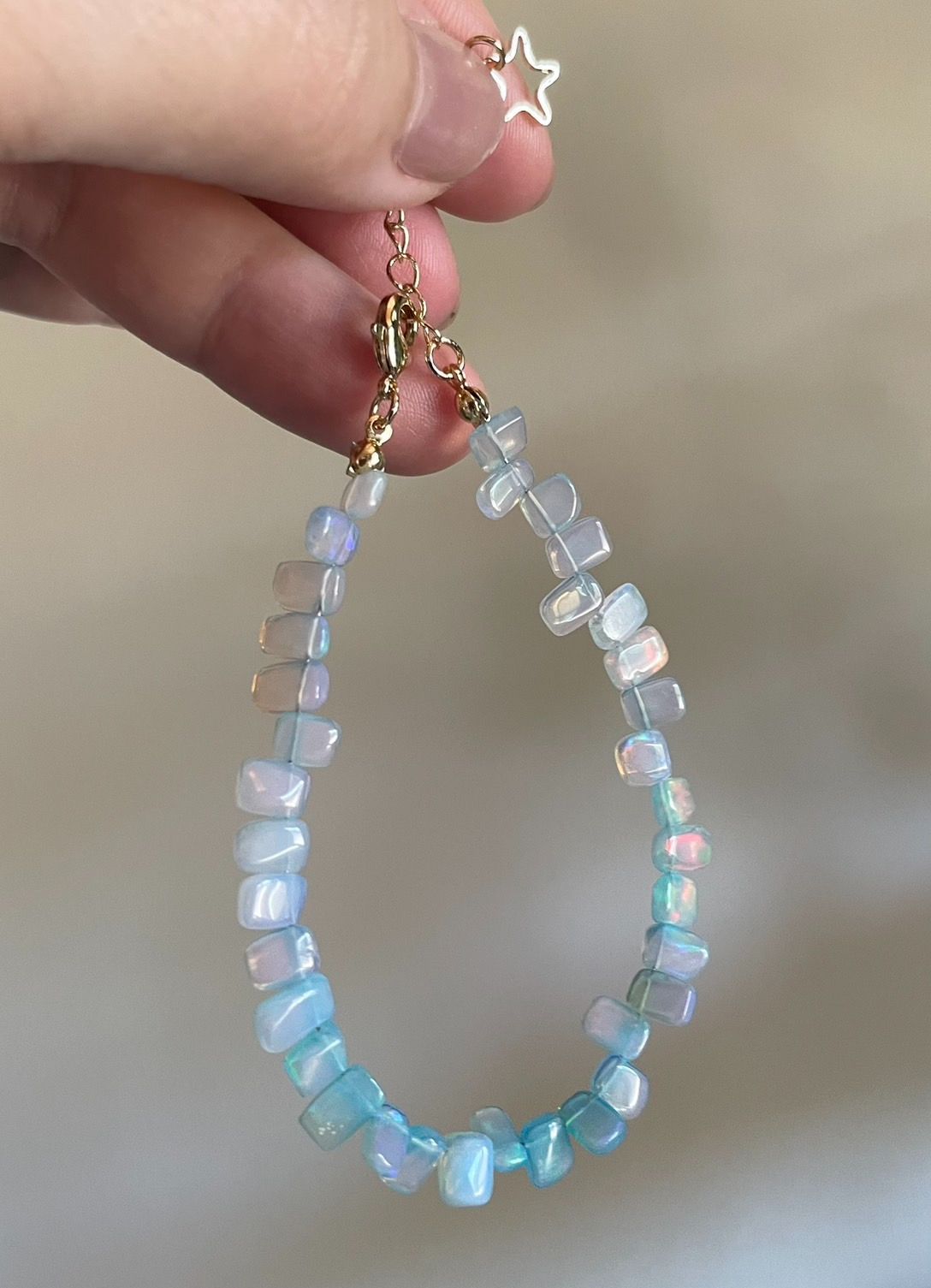 桃色の雲】エチオピア産オパール丸玉✴︎14kgfブレスレットB141他 桃色