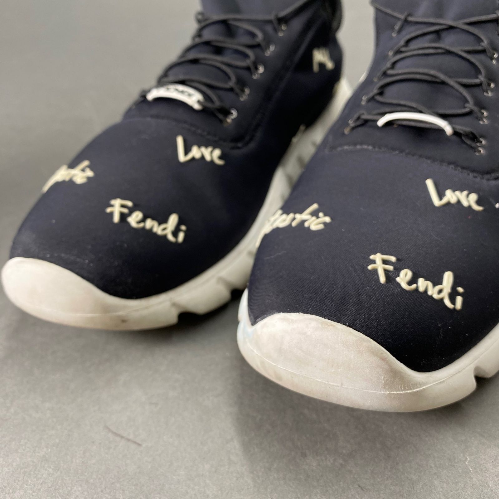 3k14 FENDI フェンディ Love Fantastic スニーカー 8《26.5cm相当