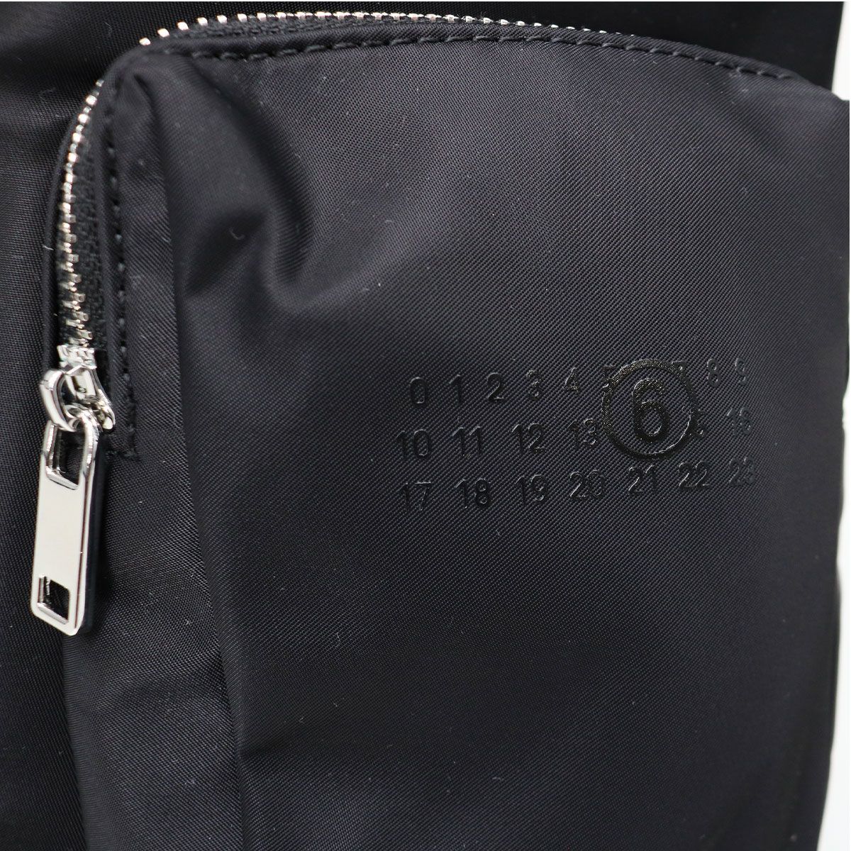 エムエムシックス メゾンマルジェラ