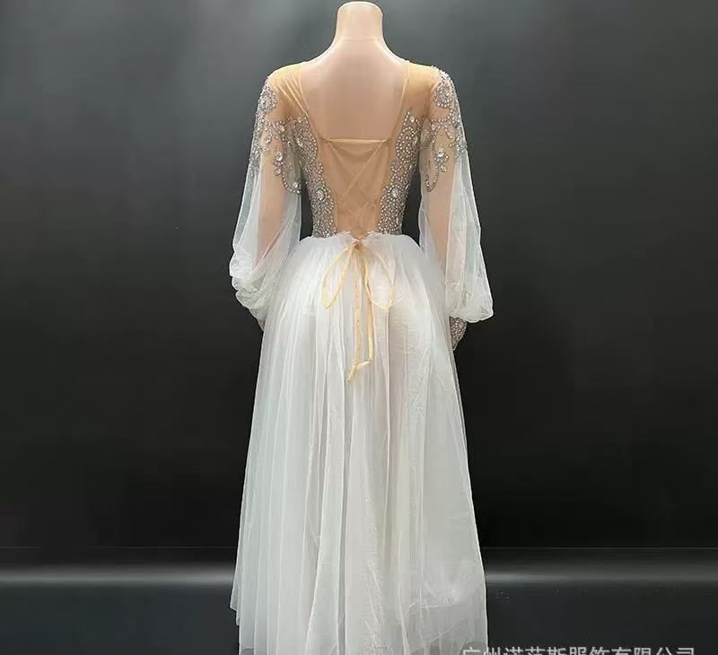 社交ダンスドレス ベリーダンス衣装 フリル ミニスカート ロングスリーブ 全面ダイヤモンド シースルー ステージ イブニングドレス