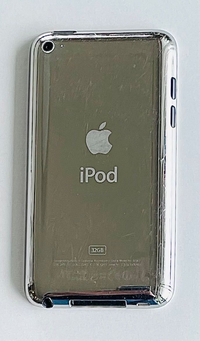 iPod touch 32GB 第4世代 おまけ付き - メルカリ